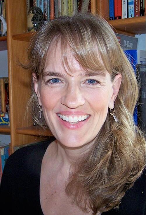 Leslie Connor