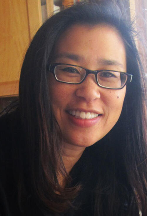 Shirley Ng-Benitez (ilustrator)