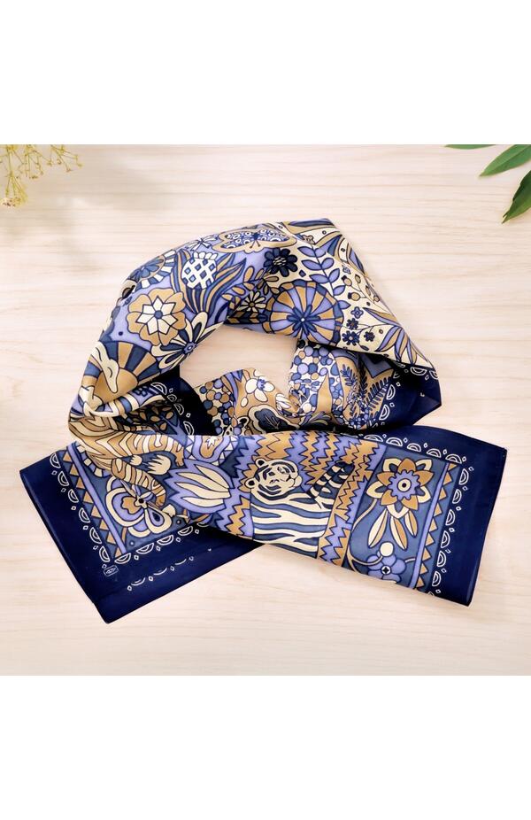 Atelier creativ 10 pentru adulti Pictura pe matase, Djeco