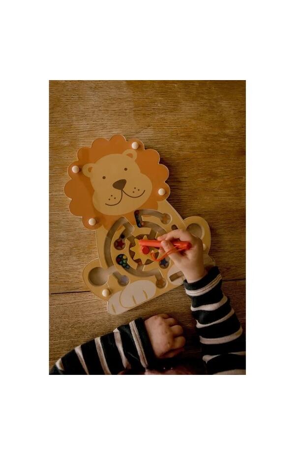Labirint magnetic din lemn Leu, Orange Tree Toys