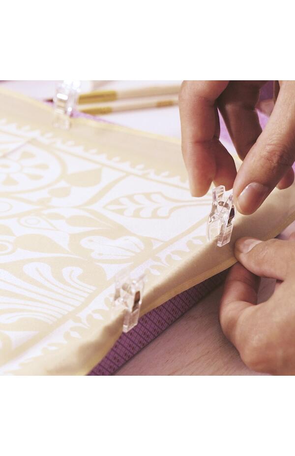 Atelier creativ 11 pentru adulti Pictura pe matase, Djeco