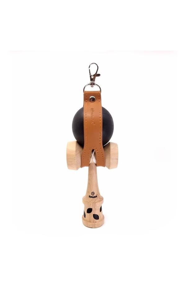 Kendama din lemn, Svoora