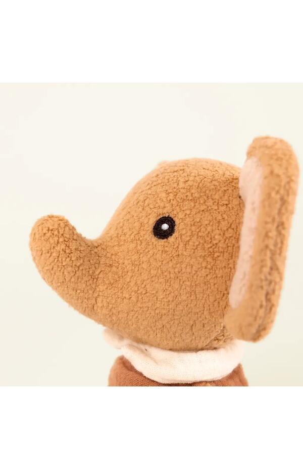 Papusa Elefantul Ollie, Egmont Toys