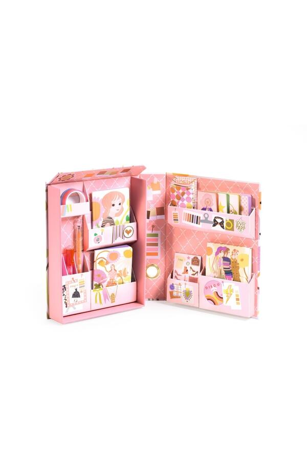 Set de papetarie cu tematica Fashion, Djeco