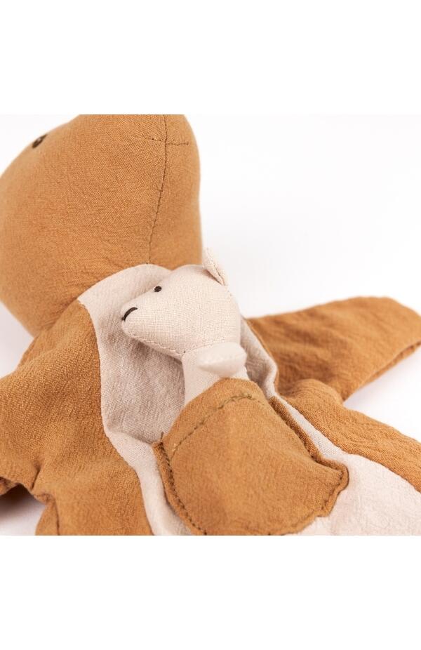 Papusa de mana Cangur cu pui, Egmont Toys Papusa de mana Cangur cu pui, Egmont Toys